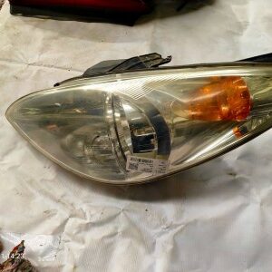 HEADLIGHT ASSY LH ? HYUNDAI I20 (2010)
